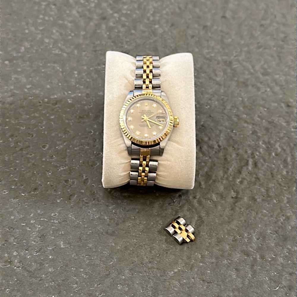 Rolex Ladies Datejust 26 with Diamond Dial Fluted Bezel Jubilee Steel & Gold - Picture 2 of 13
